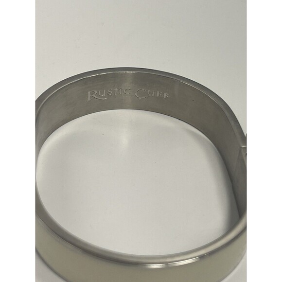 Rustic Cuff Silver Tone Cream Enamel Hindged Bangle Bracelet New - Picture 8 of 11